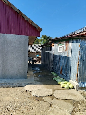 Casa de vanzare , 4 camere ,2 holuri ( mobilata ) - imagine 2