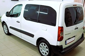 1.6 diesel 2012 cu 5 locuri  - imagine 5