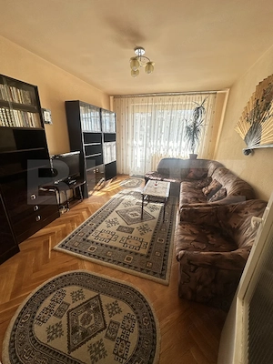 Apartament 3 camere, etaj intermediar, Central Bistrita