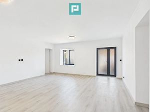 Casă cu 4 camere și teren de 738 mp - Șimand - imagine 3