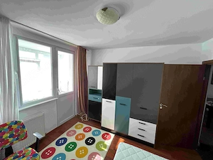 Vand apartament cu 3 camere - imagine 2