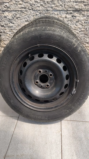 Anvelope NOI + capace NOI pentru FIAT PUNTO + jante tabla R14 - imagine 5