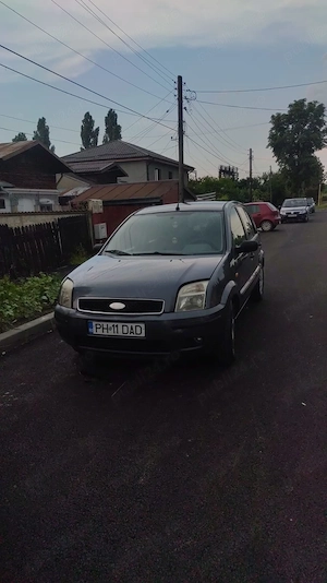 Ford fusion 2004 - imagine 3
