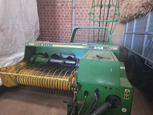 Vand presa  Baloti  John deere 349 import ca noua  - imagine 2