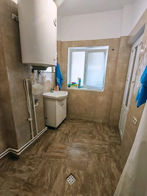 Casa de vanzare, 43 mp, teren 405 mp, Filiasi - imagine 6