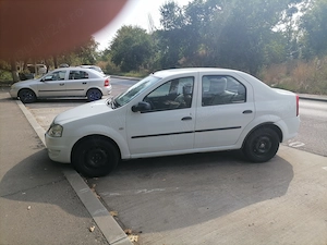 Vand Dacia Logan  2009, 1.4 benzina, 33.500 km, fara rugina - imagine 3
