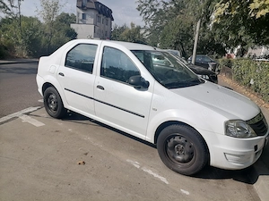 Vand Dacia Logan  2009, 1.4 benzina, 33.500 km, fara rugina - imagine 2