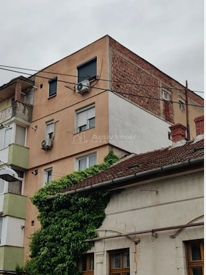 Lugoj, Ap. 1 Cam., 41 Mp.,  Et. 3, Strada Cernei, Langa Liceul Aurel Vlaicu - imagine 9