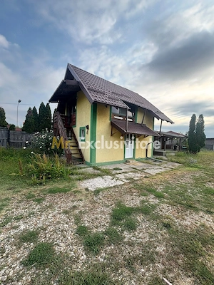 Casa cocheta pe structura de lemn în Mărăcineni Argeșelu - imagine 3