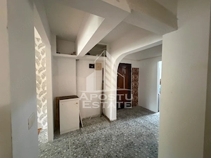 Apartament 3 camere decomandat et.P acces din strada Lipovei Timișoara - imagine 5