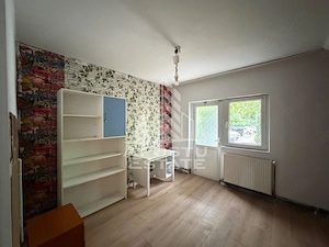 Apartament 3 camere decomandat et.P acces din strada Lipovei Timișoara
