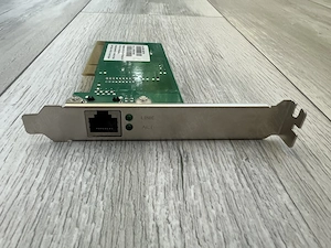 Placa de retea gigabit D-Link DGE-528T PCI