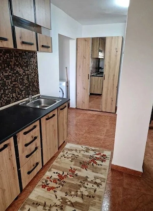 Inchirez Apartamnent zona Marinaru (camp)  mobilat   utilat   termoizolat   centrala - imagine 5