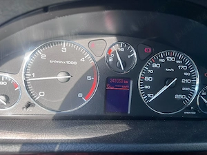 Peugeot 407 - imagine 2