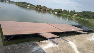 Pontoane Plutitoare Nescufundabile 5x3m - Durabilitate și Stil la Apă
