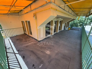 DE INCHIRIAT - SPATIU COMERCIAL CHIAR IN FATA PRIMARIEI SNAGOV - imagine 8