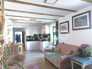 Apartament de vanzare 105 mp 3 camere curte 340 mp in acte Cisnadie - imagine 3