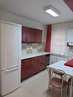 Proprietar inchiriez apartament 2 camere - imagine 8