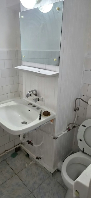 Apartament 2 camere decomandat nemobilat  - imagine 5