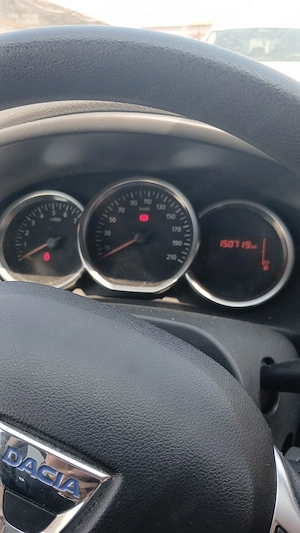 Utilizat Dacia Logan 2019 - imagine 5