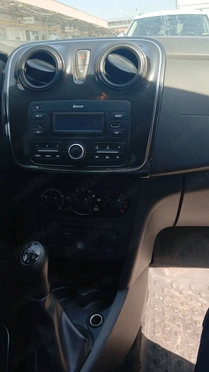 Utilizat Dacia Logan 2019 - imagine 6