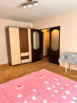 Apartament mare cu o cameră,etaj 1,zona Moara de Foc - imagine 9