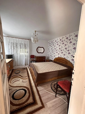 Caut fata in gazda zona Garii - imagine 2