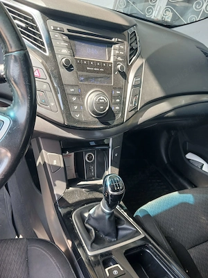Utilizat Hyundai i40 - imagine 5