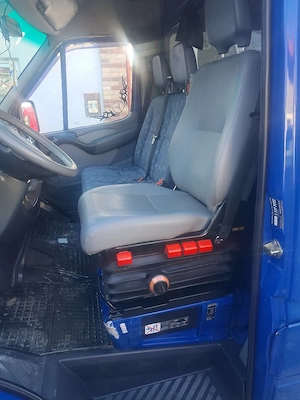 Scaun pe perină de aer  sprinter Sau Elteu   - imagine 8