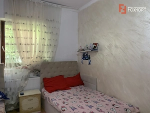 Casa individuala cu 6 camere, pretabil clinica - zona Aradului  - imagine 4