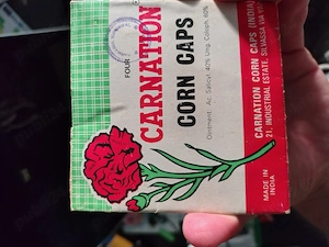  vintage 1950s carnation corn caps, vintage packaging 