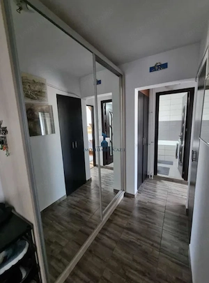 Inchiriere Apartament 2 Camere Decomandat Piata Sudului - imagine 2
