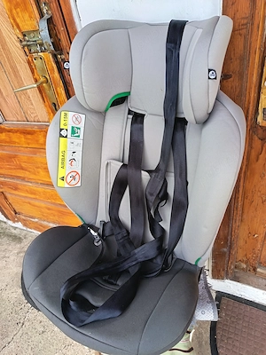 Vând scaun auto pentru copii 