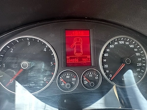 VW Tiguan an 2009 2.0 tdi 4x4 - imagine 8