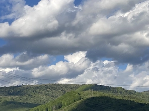 Teren intravilan de vânzare, panoramă unică și acces imediat la facilități - imagine 5