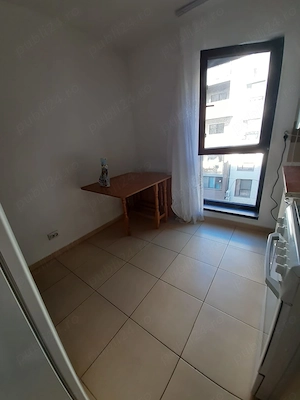 Închiriez Garsoniera în sectorul 4 - imagine 7