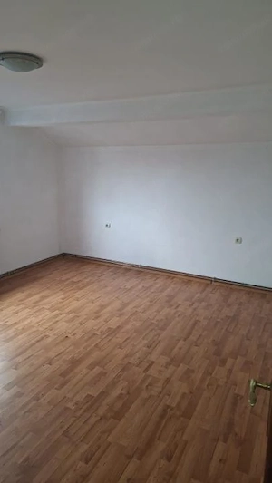 CASĂ 5 CAMERE TRIVALE - imagine 17