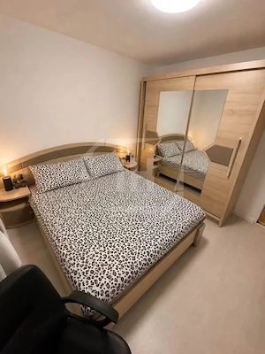 Apartament 3 camere decomandat, cartier Intre Lacuri - imagine 5
