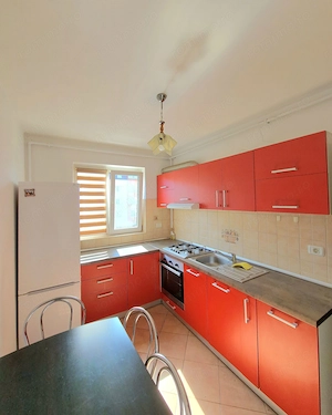 LA CHEIE: Apartament 3 camere, renovat, zona Sagului-Turist - imagine 8