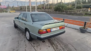 Vand w124 vehicul istoric 1985 - imagine 4