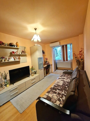 Apartament 3 camere, etaj intermediar, zona Șagului – Dâmbovița