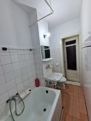 Apartament 2 camere, etaj 2, zona Șagului - imagine 5