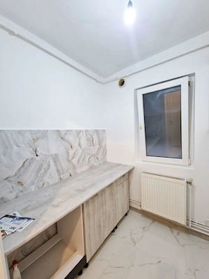 Apartament 2 camere, renovat complet, centrală proprie - imagine 5