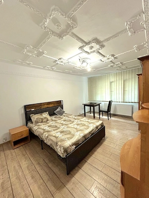 Apartament 3 camere, decomandat, centrală, zona Lipovei - imagine 2