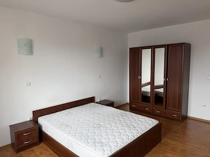 apartament 3 camere cu balcon shopping city