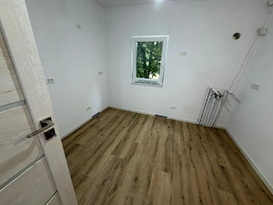 Dâmbovița-etaj 1-3 camere-2 bai-2 balcoane-renovat