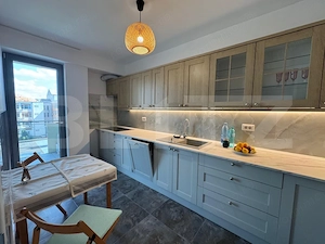 Apartament 2 camere, LUX, parcare, A.C, zona: Plopilor - imagine 5