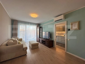 Apartament 2 camere, LUX, parcare, A.C, zona: Plopilor - imagine 3