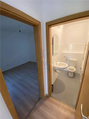GIROC - 3 Camere - 2 Bai - Foarte Spatios - imagine 6