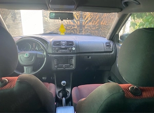 Skoda Fabia 2012 - imagine 5
